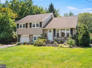 2050 Old Welsh Rd, Abington, PA 19001