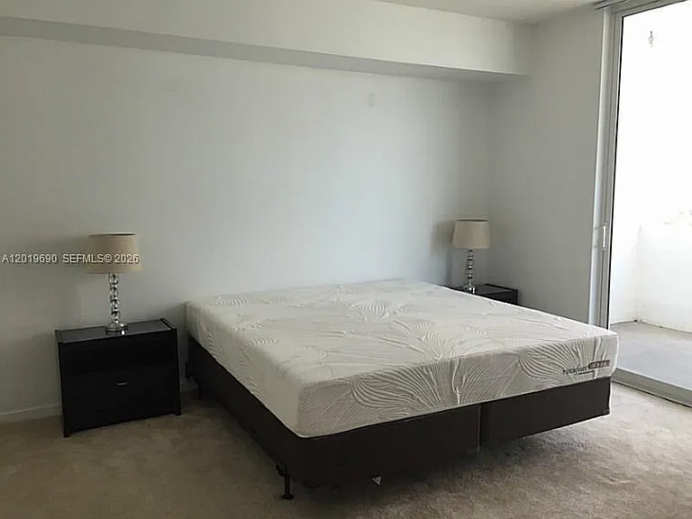7900 Harbor Island Dr #1010 — Photo 8