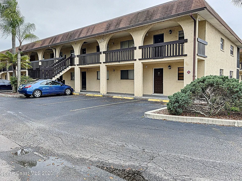 205 Palmetto Ave #109