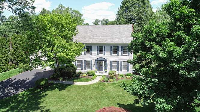 1st image of 3881 Terwood Dr