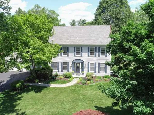 3881 Terwood Dr, Doylestown, PA 18902