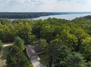 11918 Lakefront Dr, Hillsboro, OH 45133