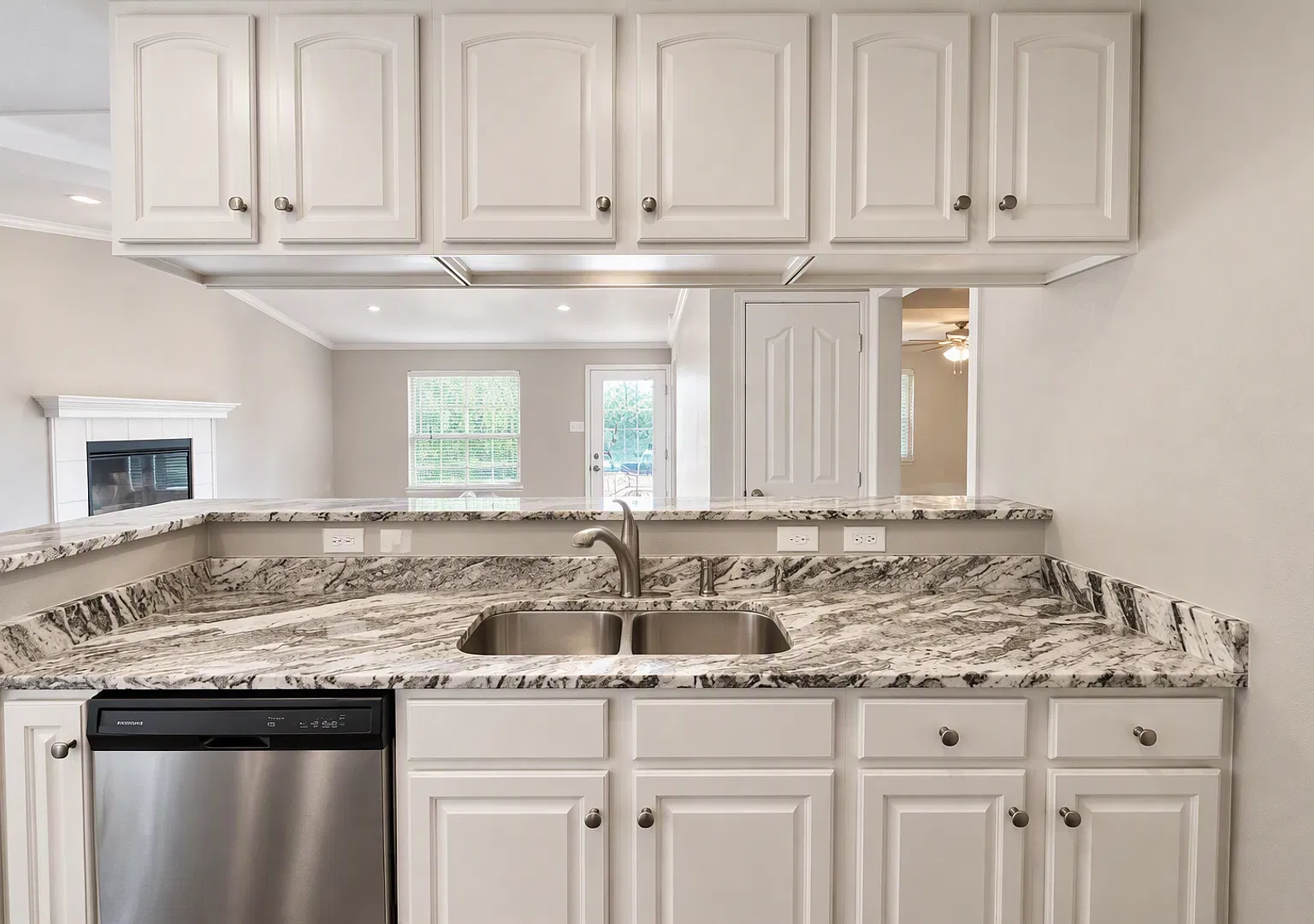 8320 Cambridge Rd #M16 — Photo 4