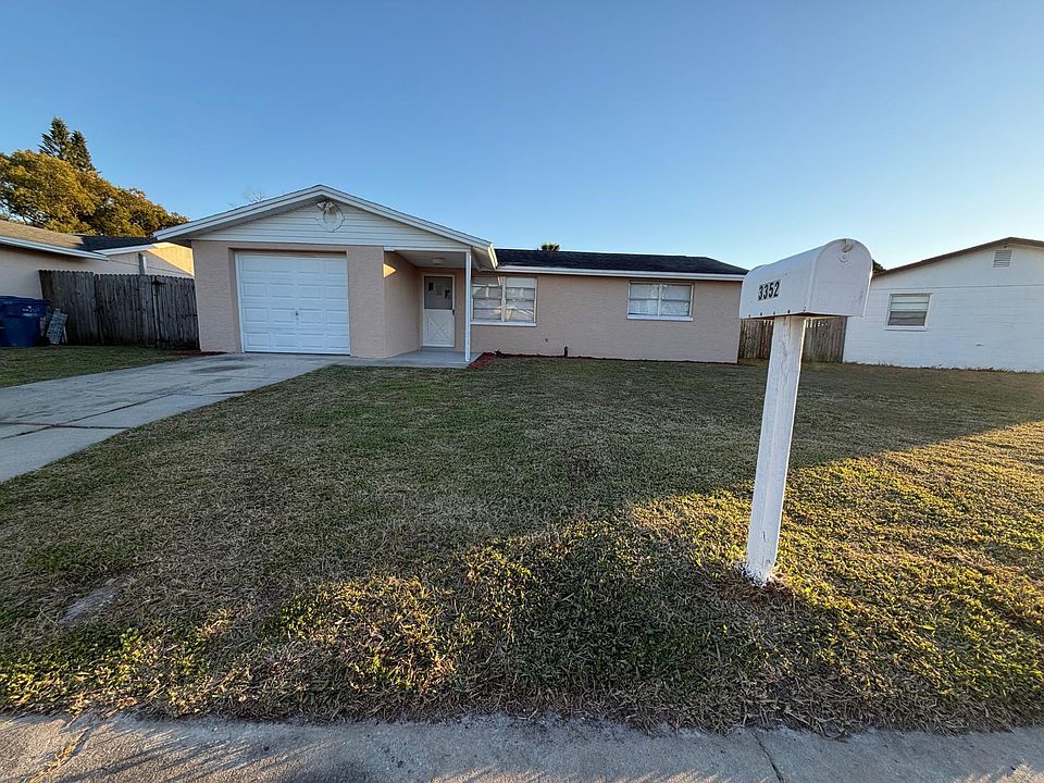 1st image of 3352 Jackson Dr
