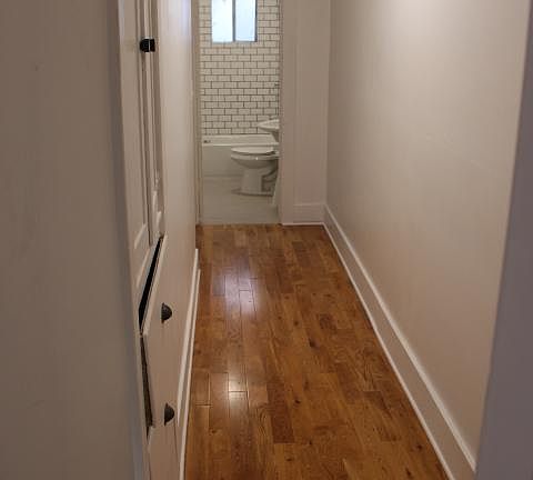 4th image of 1834 N Mariposa Ave #1834