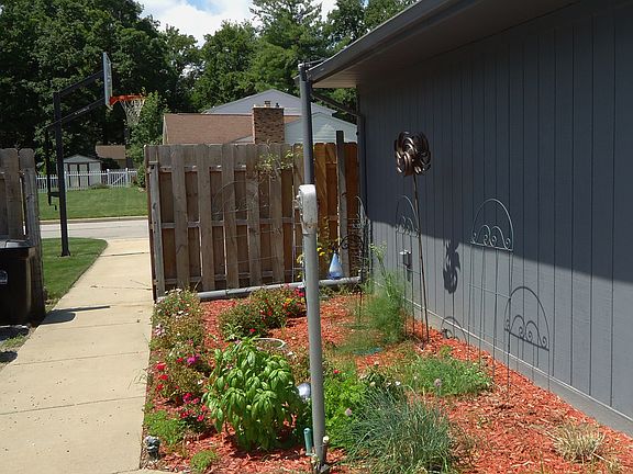 5th image of 7705 Madeline St