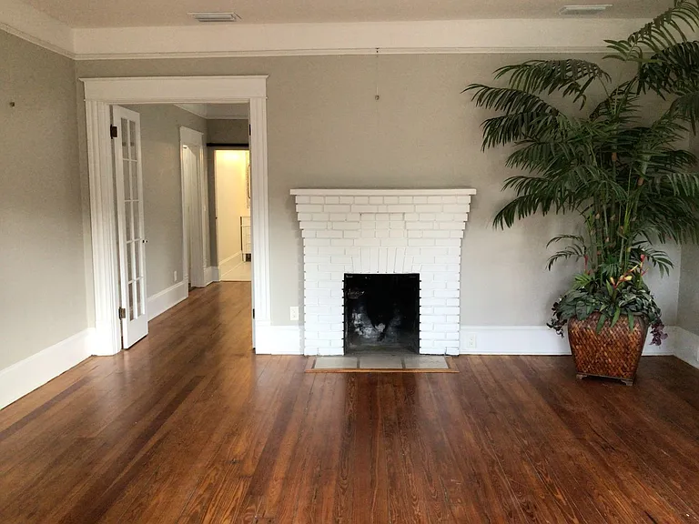203 S Main St — Photo 3