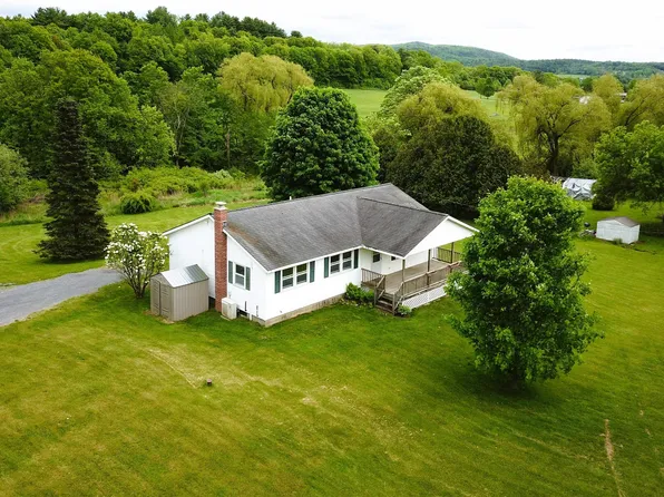 9 Mayselwood Drive, Milton, VT 05468