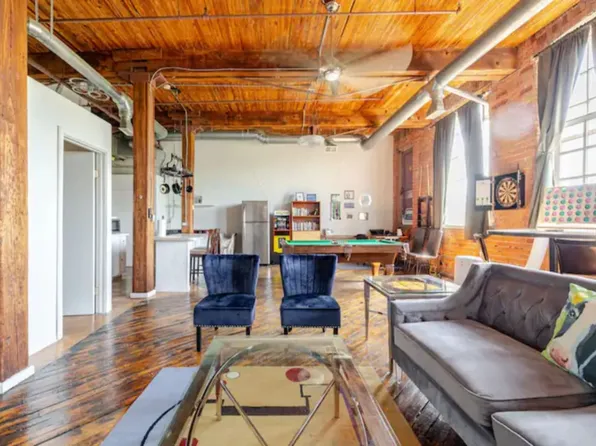 226 Mount Elliott St, Detroit, MI