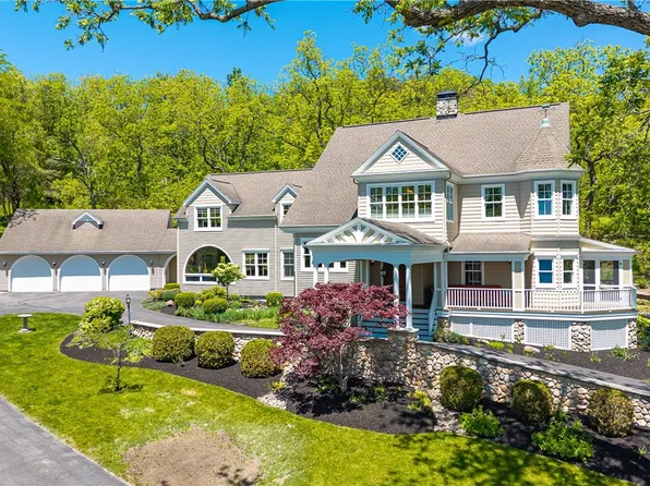 4752 W Lake Rd, Canandaigua, NY 14424