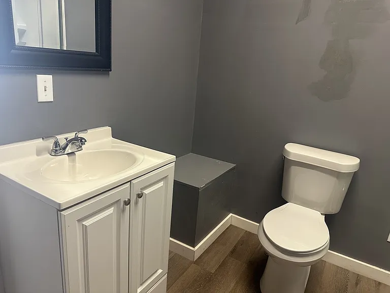 272 N Military Ave — Photo 3