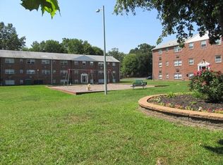 Pine Valley Court, Clementon, NJ 08021