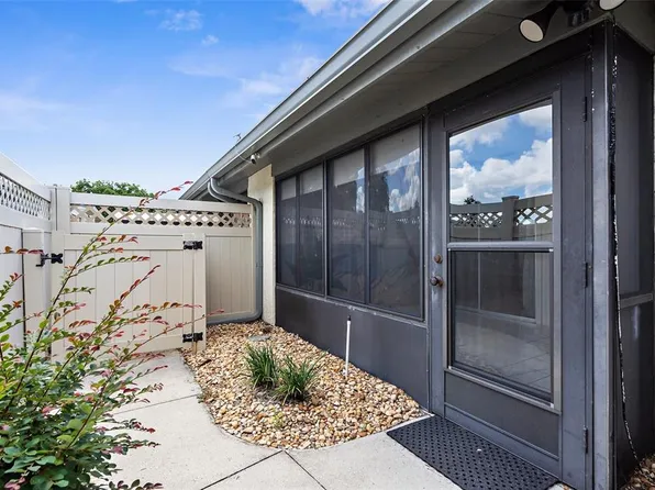 2915 29th Ave W, Bradenton, FL 34205