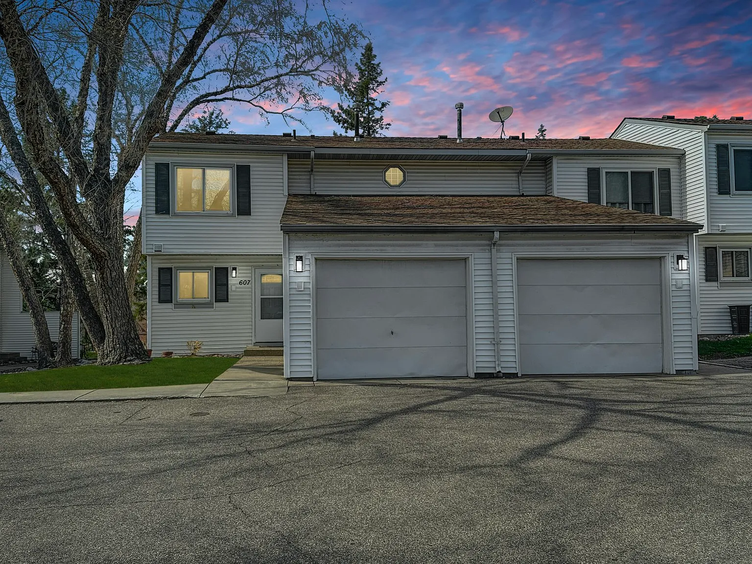 607 East Burnsville Parkway — Photo 1