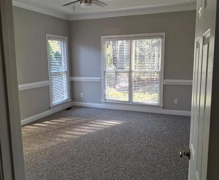 1001 Mashie Ln — Photo 3