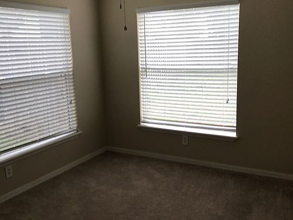 4th image of 8058 Bracken Ln