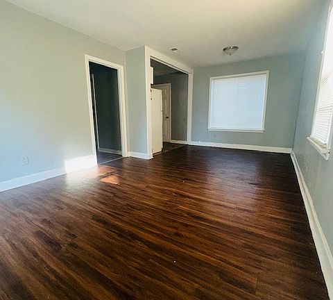 2nd image of 4134 Leroy Ave