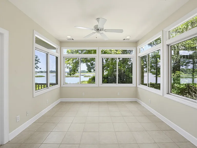 371 Cottage Farm Dr — Photo 16