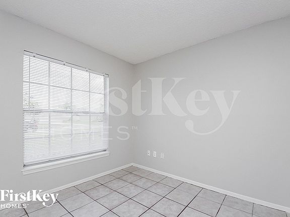 5th image of 841 Marquis Ct