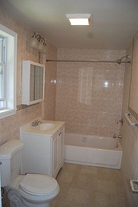 2nd image of 105 S Clifton Ave