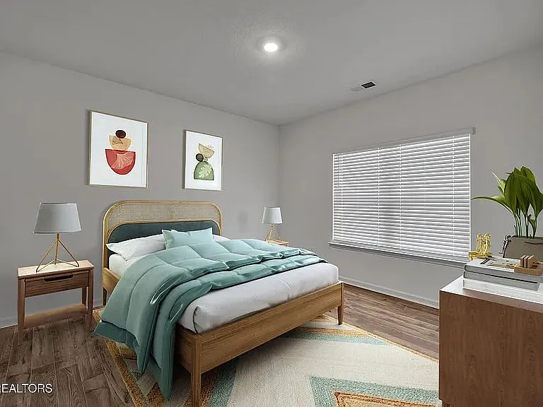 12301 Manhattan Ln — Photo 3