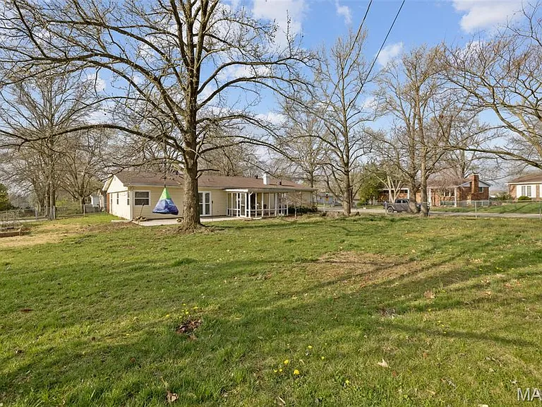 4649 McIlroy Dr — Photo 5