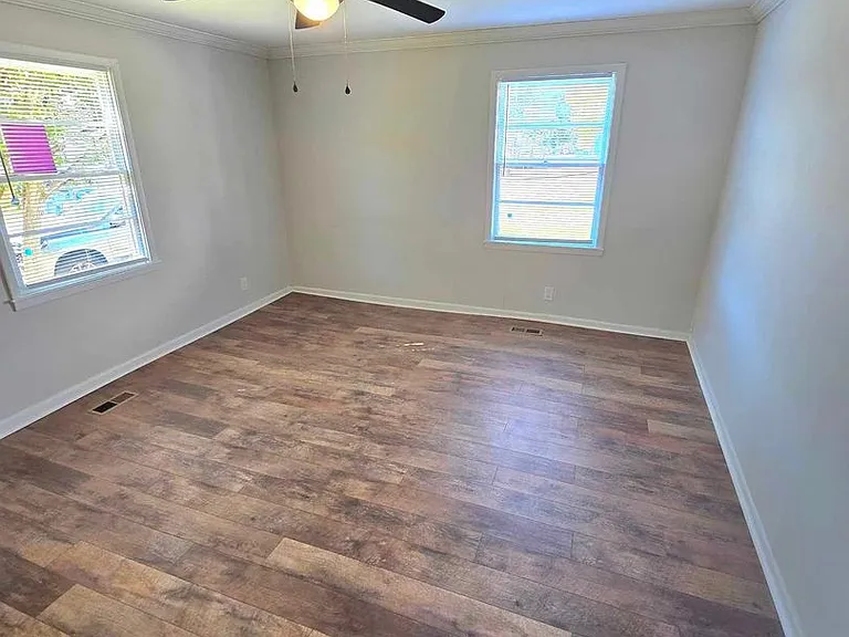 45 B St SW — Photo 8