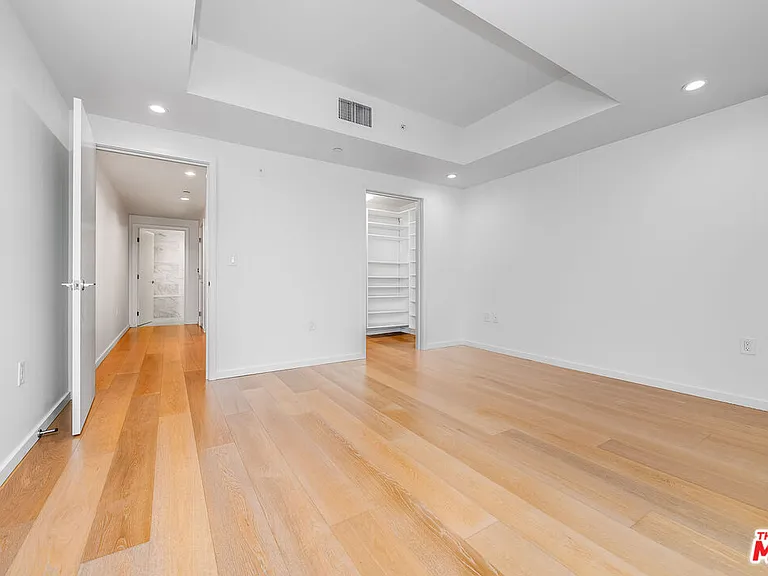 1705 Ocean Ave #107 — Photo 59