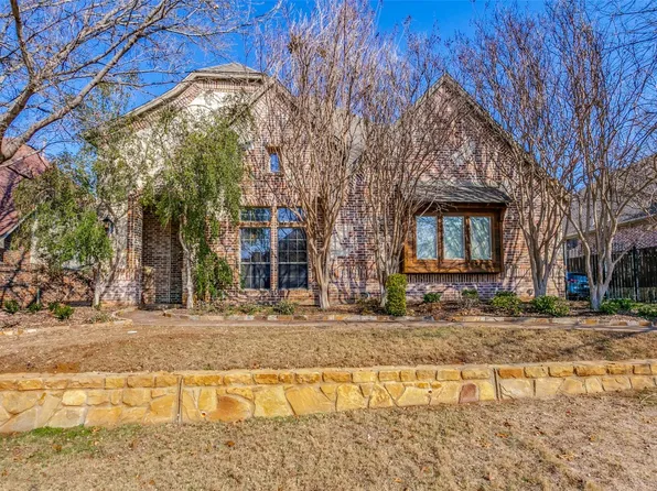 620 Highview Ln, Hurst, TX 76054