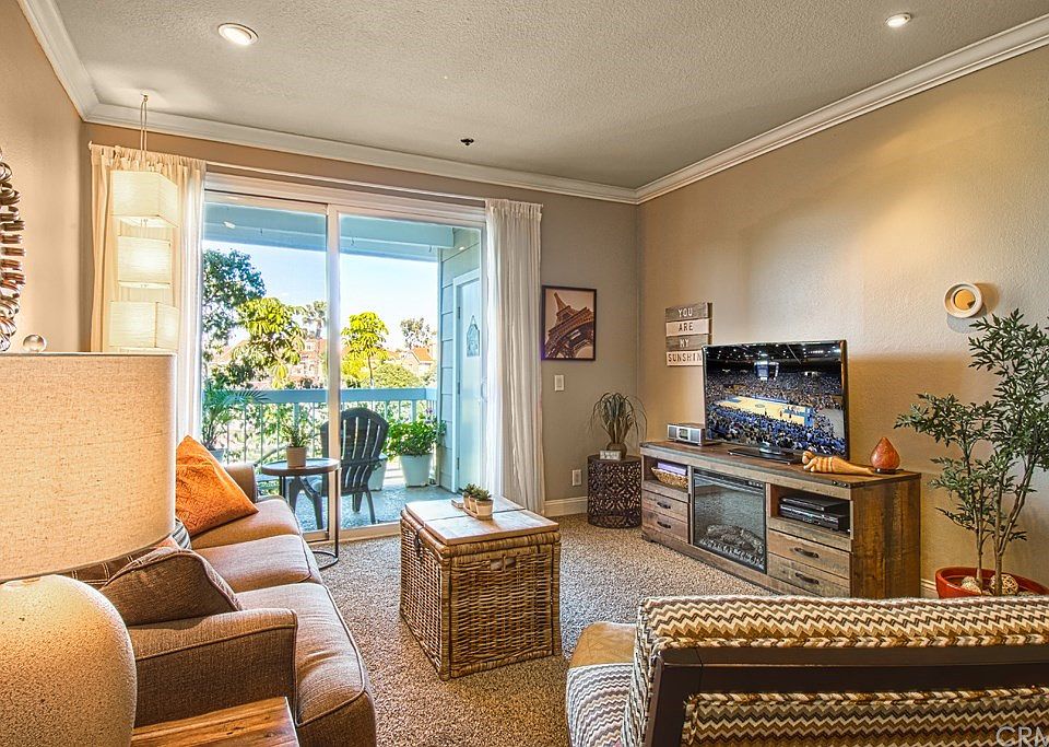 1st image of 20301 Bluffside Cir APT 208