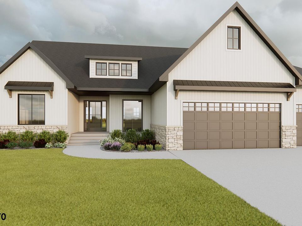 1st image of 800 N Sylvan Dr
