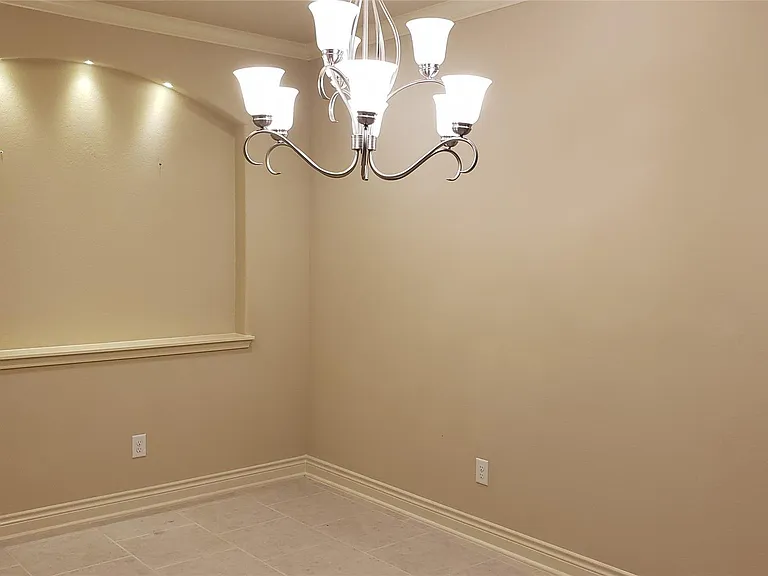 9014 Meacom Dr — Photo 21