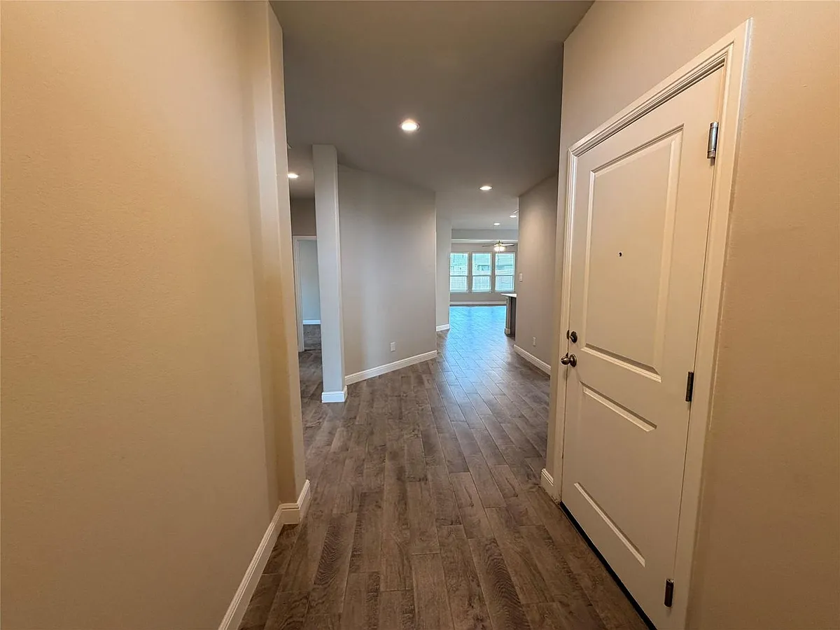 Building Photo - 209 Irish Moss Dr