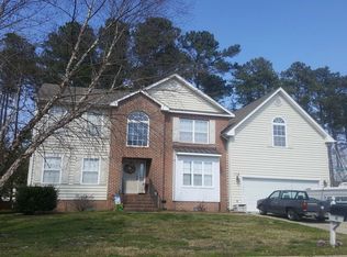 110 Franklin Rd, Yorktown, VA 23692