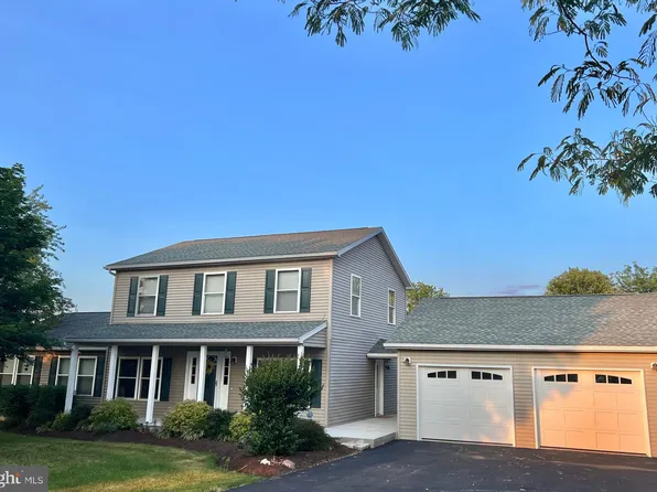 4307 Warm Spring Rd, Greencastle, PA 17225