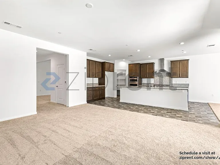 29695 Courage Ct — Photo 5
