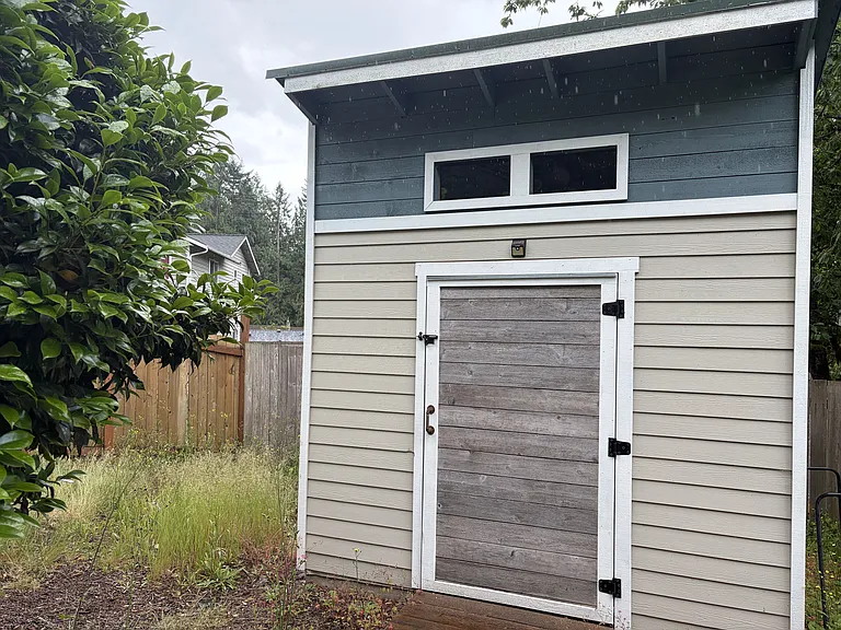 Shed