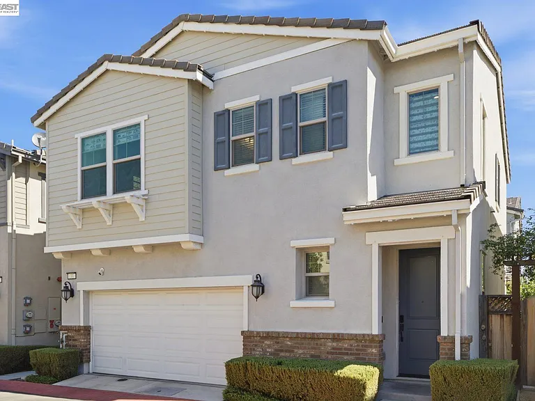 33 W Roccolino Ln — Photo 4