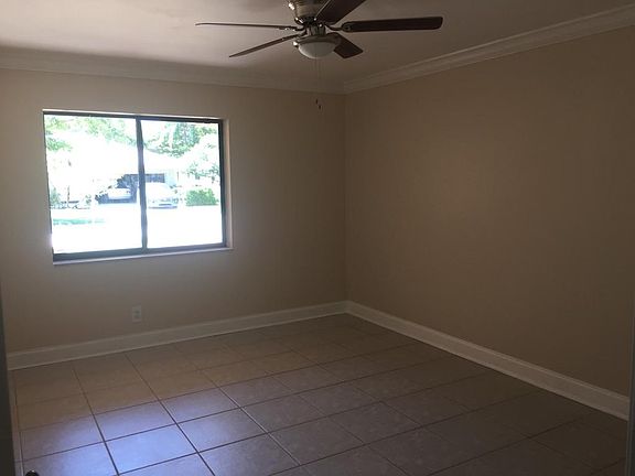 4th image of 4677 NW 60th Ln