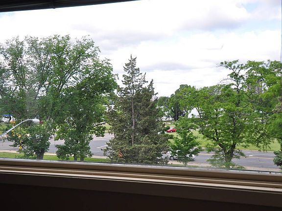 3rd image of 2909 Knox Ave S #3