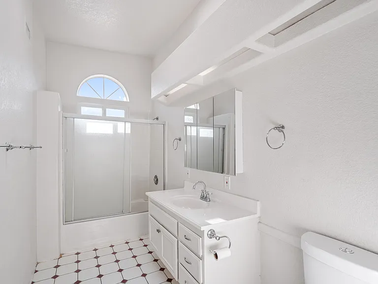 10177 Hawley Rd — Photo 22
