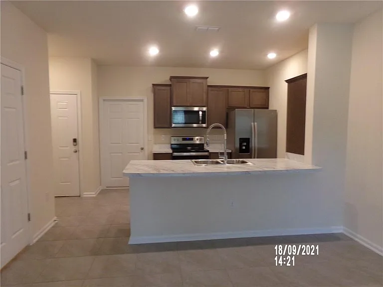 86552 Mainline Rd — Photo 3