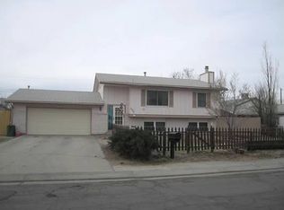 1705 Sagebrush Ln, Gallup, NM 87301