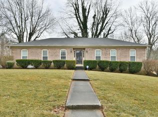 155 Woodlark Rd, Versailles, KY 40383