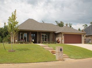218 Austin Oaks Cir, West Monroe, LA 71292