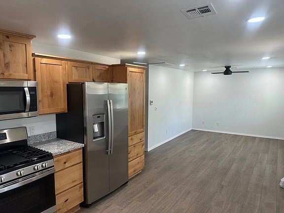 4th image of 306 W Gila St