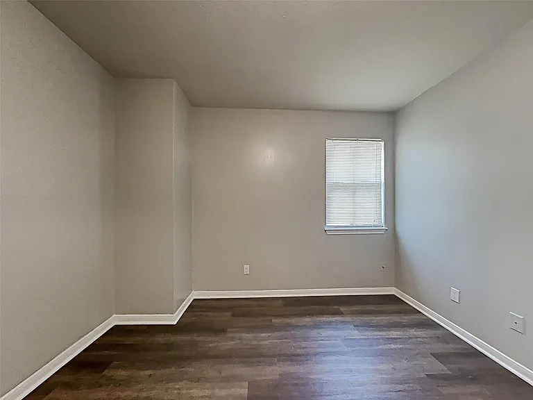 6737 Tournament Dr — Photo 15