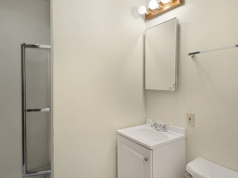 11100 NE 132nd Pl — Photo 18