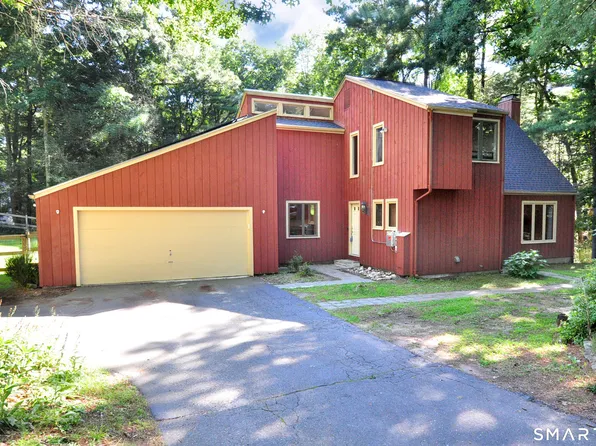 11 Fawn Drive, Granby, CT 06035