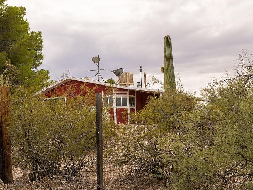 1st image of 10169 N Coyote Ln